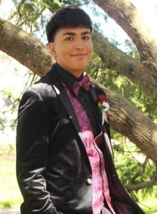 Julio Flores Hernandez